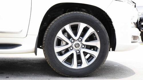 Imagen 8 de 15 de (rhd) Toyota Land Cruiser Zx Full Option Petrol -export Only