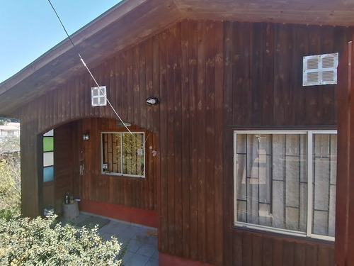 Casa A Cuadras De La Playa, Agua Potable.