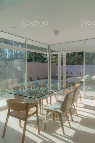 Venta De Casa 4 Dormitorios En Green Park, Punta Ballena.