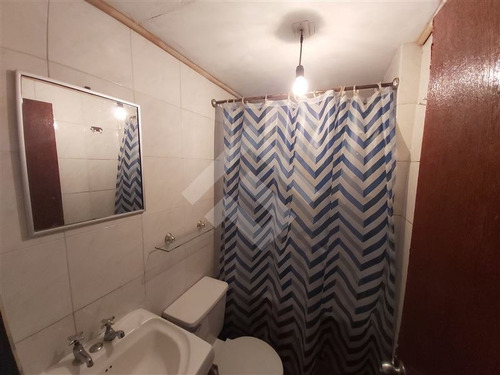 Casa En Venta De 3 Dorm. En La Florida