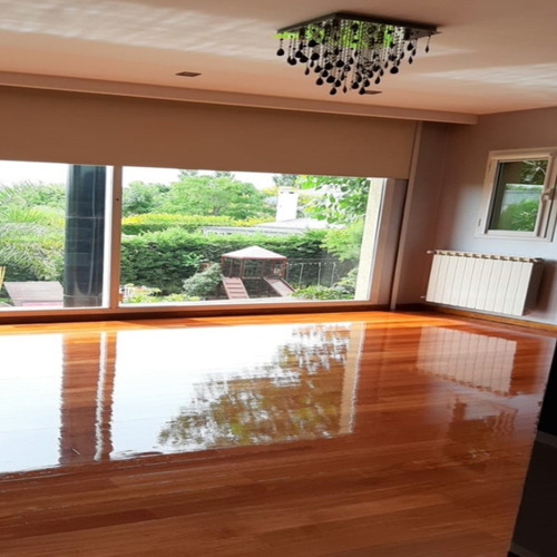 Imagen 2 de 10 de Pulido Y Plastificado De Pisos Madera Parquet Hidrolaqueado