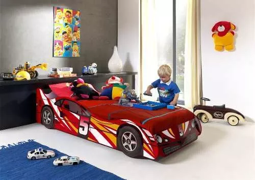 Los niños de color rojo de la carrera de coches camas gemelas Kid's Muebles  de dormitorio cama de autos de carrera con la luz - China Chico Chico cama  Auto Cama bebé