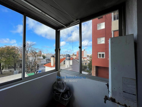 Venta Apartamento 3 Dormitorios U$d 125.000 + Bhu