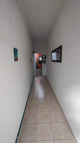 Casa Con Local En Venta