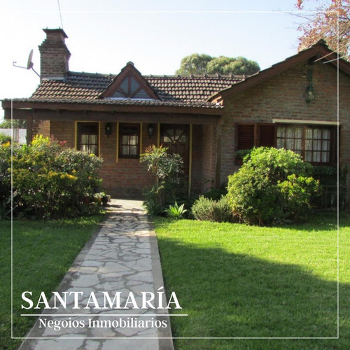 Imagen 26 de 28 de Hermosa Casa Quinta Con Pileta + 2da Casa Al Fondo