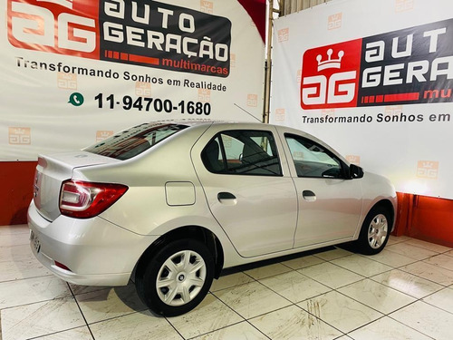 Imagem 3 de 11 de Renault Logan Logan Life Flex 1.0 12v 4p Mec. Flex Manual