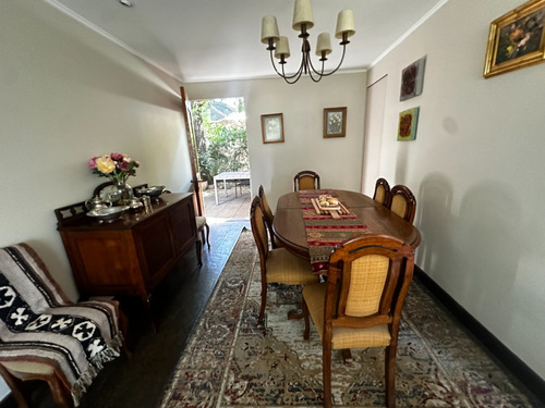 Casa En La Mejor Ubicación De Vitacura