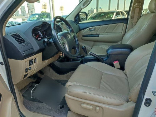 Imagem 6 de 13 de Toyota Hilux Sw4 Srv D4-d 4x4 3.0 Tdi Dies. Aut