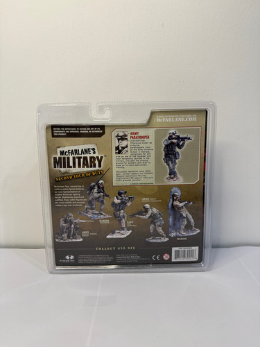 Mcfarlanes Military Army Paratrooper Figure (Usado)