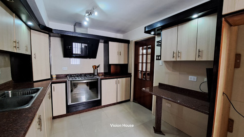 Venta De Apartamento. Urb Calicanto Resd Villa El Parque