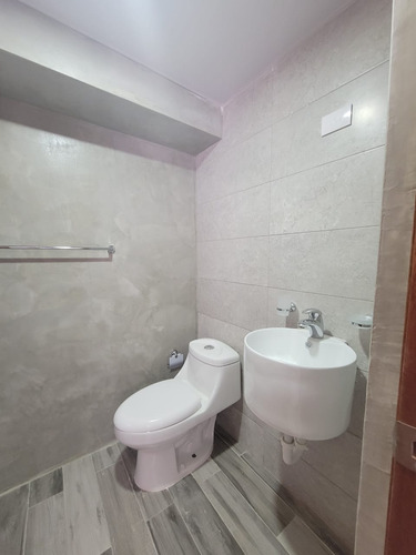 Imagen 10 de 22 de Apartamento De 3 Habitaciones En Alquiler