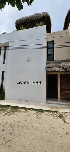 Casa Amueblada En Venta A Una De Cuadra De Las Playas De Chelem, Progreso.