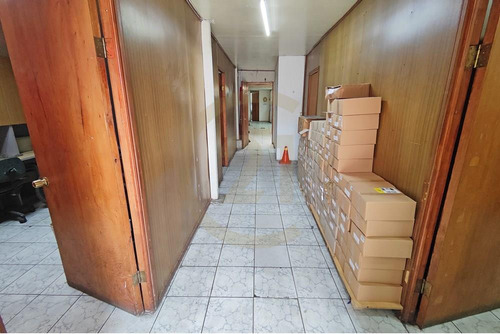 Se Arrienda Local Comercial Cercano A Metro Ñuble
