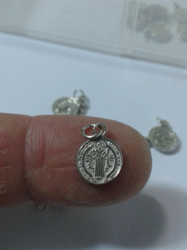 17 Se Vende Medalla De San Benito Miniatura En Plata Ley 950