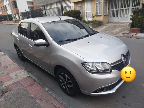 Renault Logan 1.6 Privilege / Intens