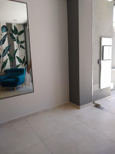 Imagen 13 de 14 de Venta- Departamento 2 Ambientes En Las Lomitas!
