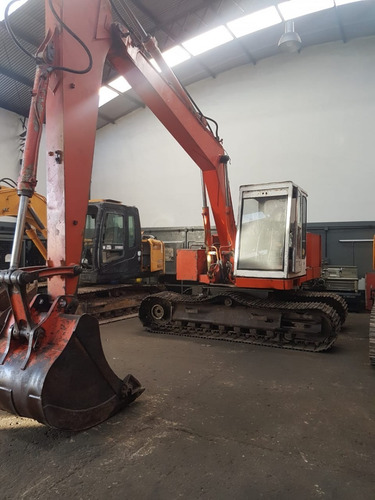Excavadora Case 888