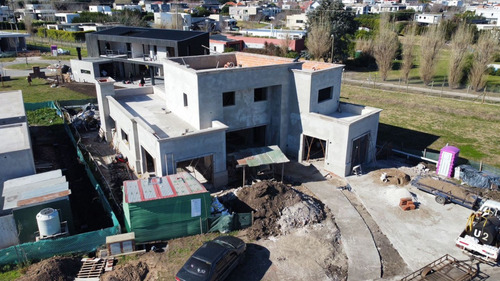 Casa A Estrenar En Arenas Chico