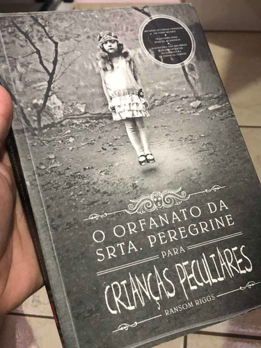 Livro O Orfanato Da Srta. Peregrine Para Crianças Peculiares