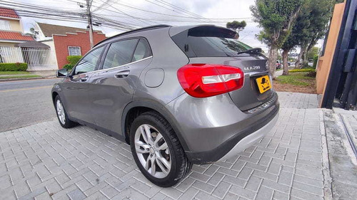 Imagem 7 de 15 de Mercedes-benz Gla 200 1.6 Cgi Style 16v Turbo 4p 2016