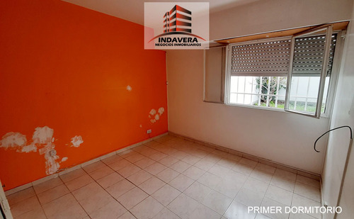 Venta Con Renta Departamento 3 Ambientes 178 M2 Con Patio Y Jardin (tipo Casa) - Caseros
