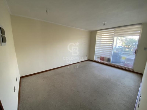 Remodelado En Condominio Bayona, Estacionamiento Y Bodega