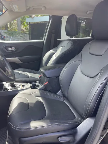 Jeep Cherokee Latitud 2018