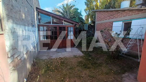 Venta Casa 3 Dormitorios-av. Libertador-centenario