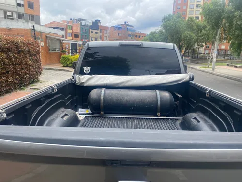 Dodge Ram 5.7 1500 Slt 4x2