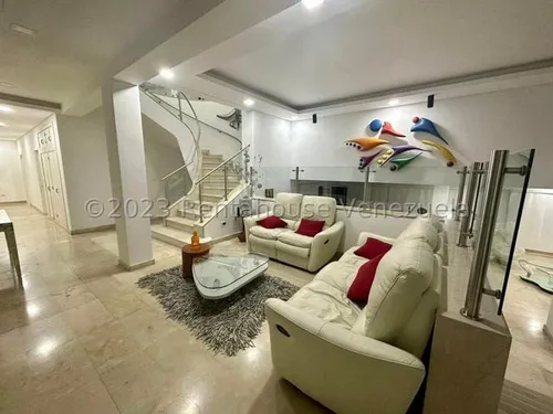 Casa En Venta La Lagunita