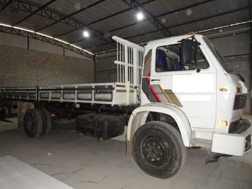 Imagem 2 de 12 de Vw 12140 Toco 4x2 Ano 1994 Com Carroceria.