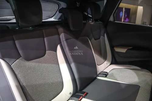 Renault Captur Intens Automática 2.0