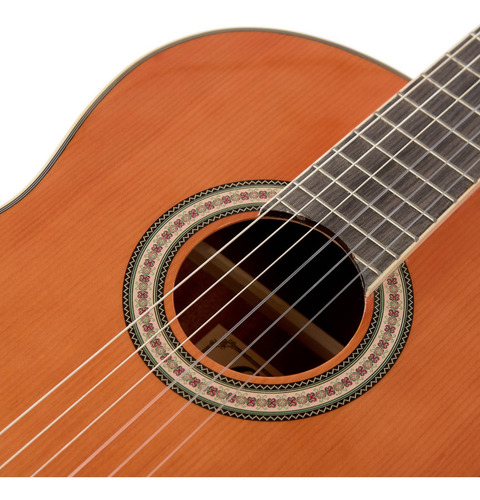 Imagen 5 de 5 de Guitarra Creep Cuerdas Nylon Abeto Sapele Con Funda Mc425