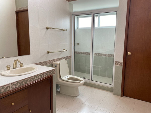 Casa En Venta Para Remodelar En Lomas De Chapultepec