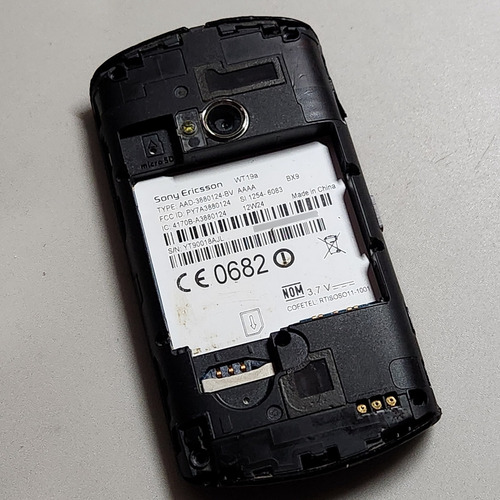 Sony Xperia Live Wt19 Walkman Para Piezas O Reparar,!! Leer Descripcion!!, Celular Retro Clasico Coleccion Vintage Antiguo Txt Pro Mini Sk17 K550 K205 Negro (Usado)