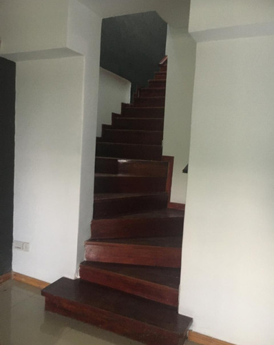 Casa En Venta Bella Vista. Zona Aerobica.