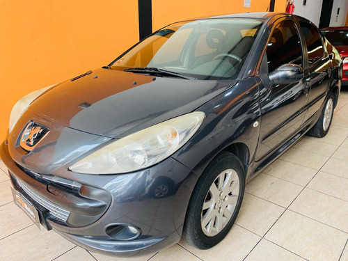 Peugeot 207 1.6 Sedan Xt