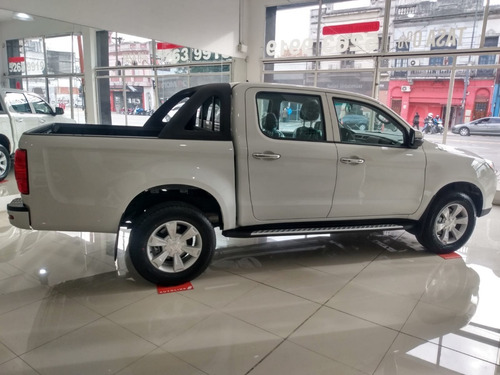 Imagen 3 de 18 de Jac T6 2.0 Tdi 4x4 Doble Cabina Diesel 2023 0km Blanca