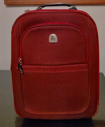 Valija Karpatos Carry On Cabina 40 X 55 X 25cm Rojo Lisa
