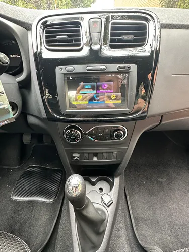 Renault Logan 1.6 Zen