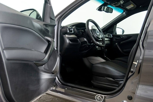 Imagen 3 de 16 de Fiat Cronos 1.3 Drive Stile My23 Mt5 0km 2023