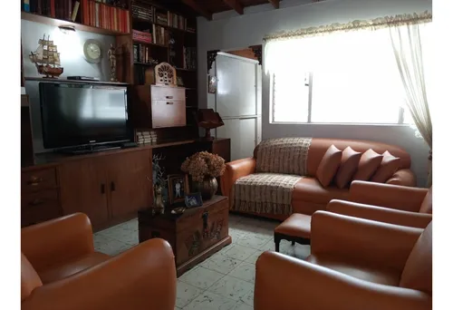 Casa Unifamiliar Para La Venta En Simón Bolívar