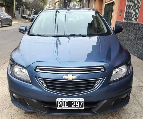 Imagen 8 de 15 de Chevrolet Onix 1.4 Ltz Mt 98cv 2016