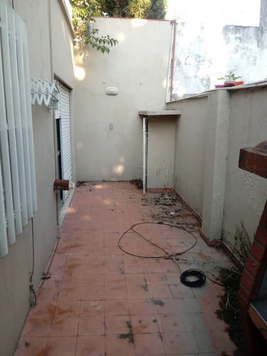Imagen 5 de 12 de Dto P/pasillo 3 Ambientes C/patio S/expensas Muy Lindo