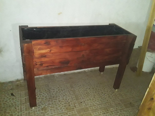Imagen 5 de 8 de Mesa De Cultivo