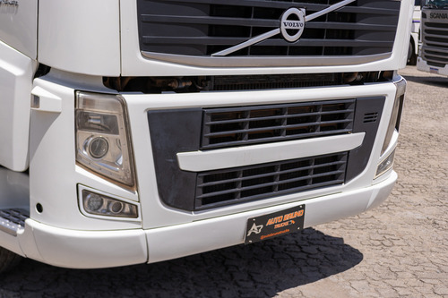 Volvo Fh 460 6x2 I-shift Impecável! Canelinha