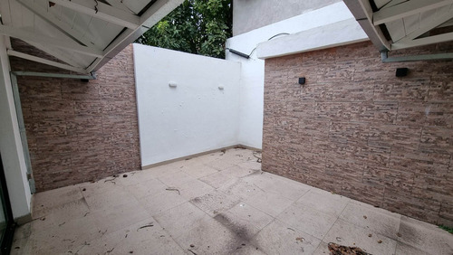 Imagen 14 de 16 de En Venta. Ph De 3 Ambientes Totalmente Reciclado. Zona Güemes.