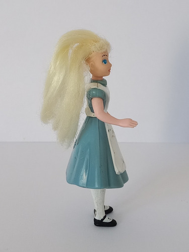 Muñeca Alicia En El Pais De Las Maravillas Sin Marca (Usado)