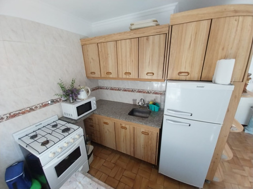 Casa Con Lote En Santa Teresita Barrio Residencial