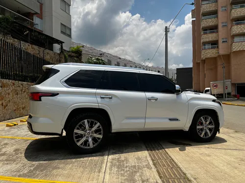 Toyota Sequoia 3.4 V6 Capstone